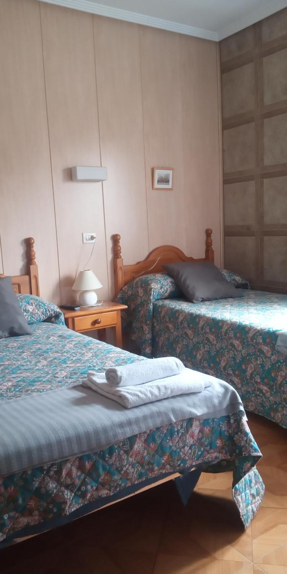 Hostal La Collada De Aralla Aralla de Luna Eksteriør bilde